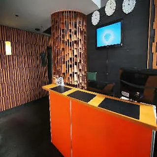 Aspira Hiptique Sukhumvit 13 3* 방콕